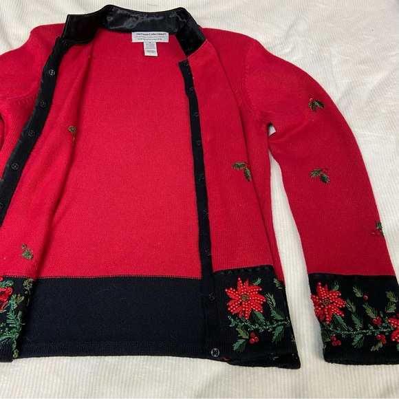 Heirloom Collectibles Christmas Sweater - Picture 5 of 10